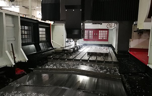 大型cnc加工中心如何保障產品質量和生產效率？